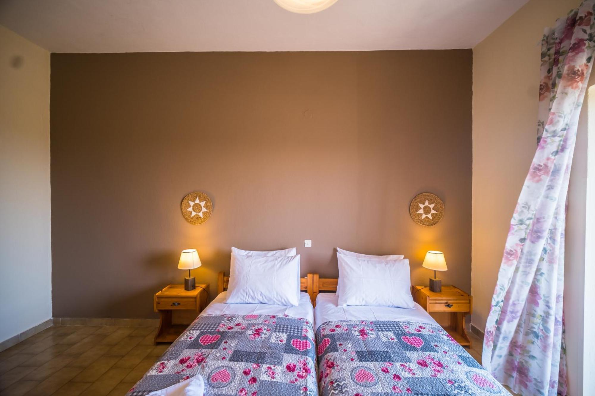 Aggeliki apartments Dassia Kato Korakiana Buitenkant foto