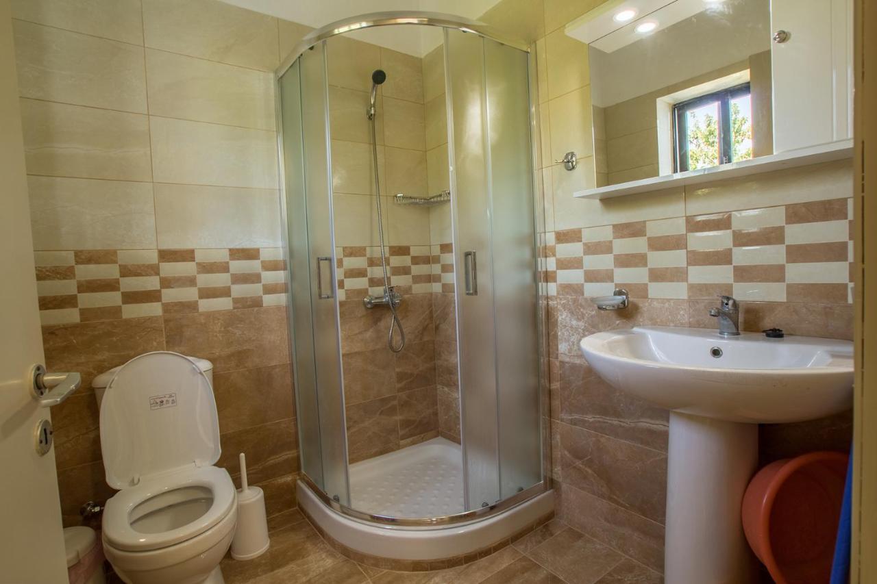Aggeliki apartments Dassia Kato Korakiana Buitenkant foto